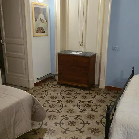Saranton House *