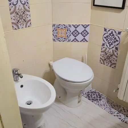 Saranton House *