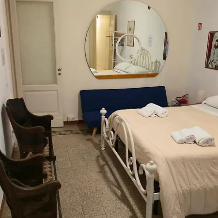 Guest house Saranton House *